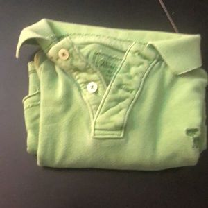 Abercrombie & Fitch Green Men’s Distressed 2-Button Polo Shirt Large